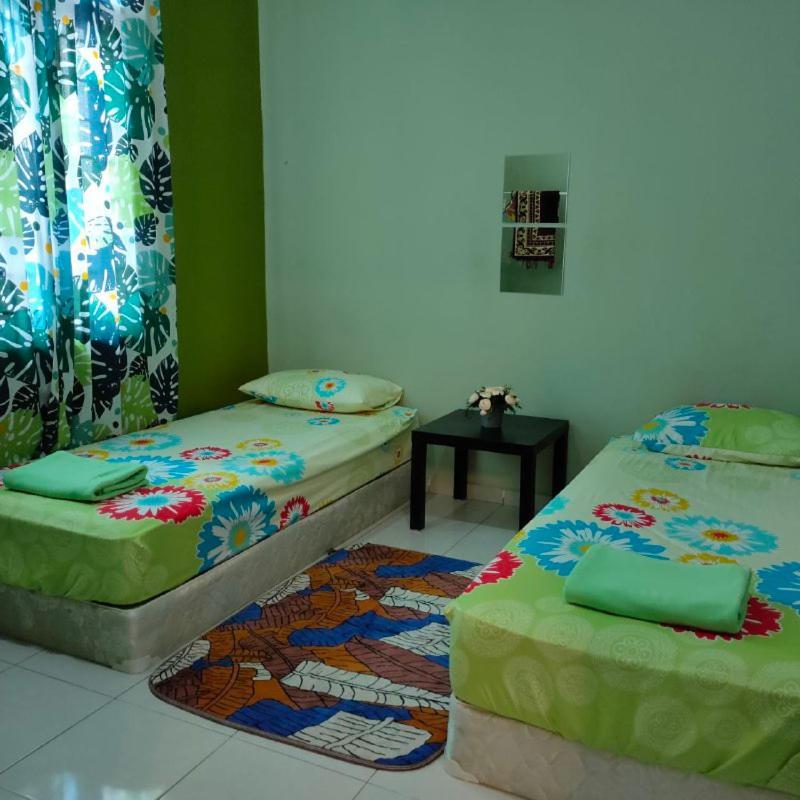 D'Q Putra Homestay Melaka Экстерьер фото