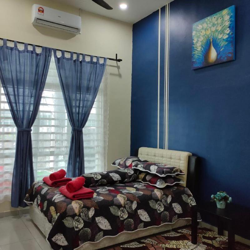 D'Q Putra Homestay Melaka Экстерьер фото