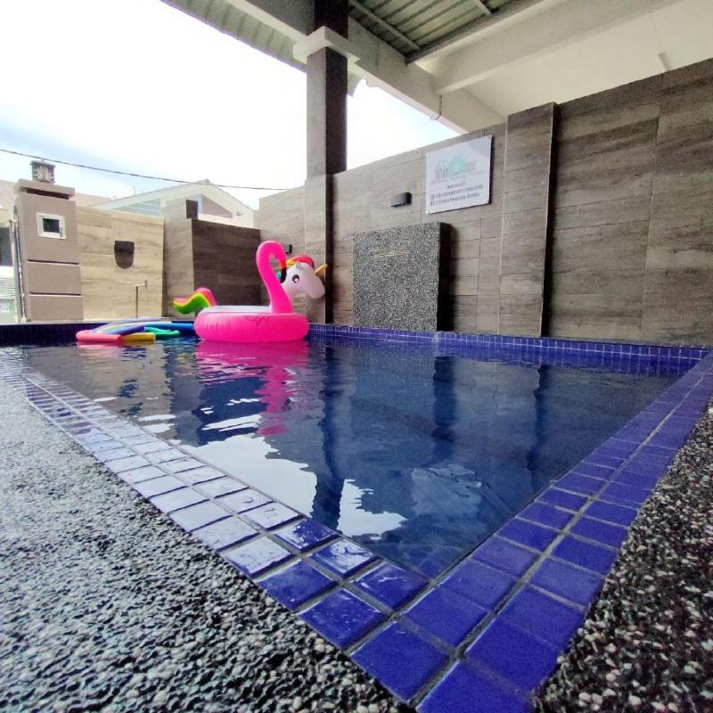 D'Q Putra Homestay Melaka Экстерьер фото